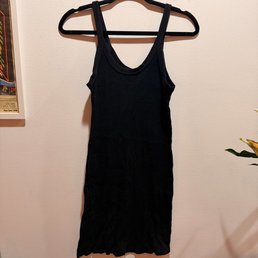 LACAUSA Classic Black Midi Dress